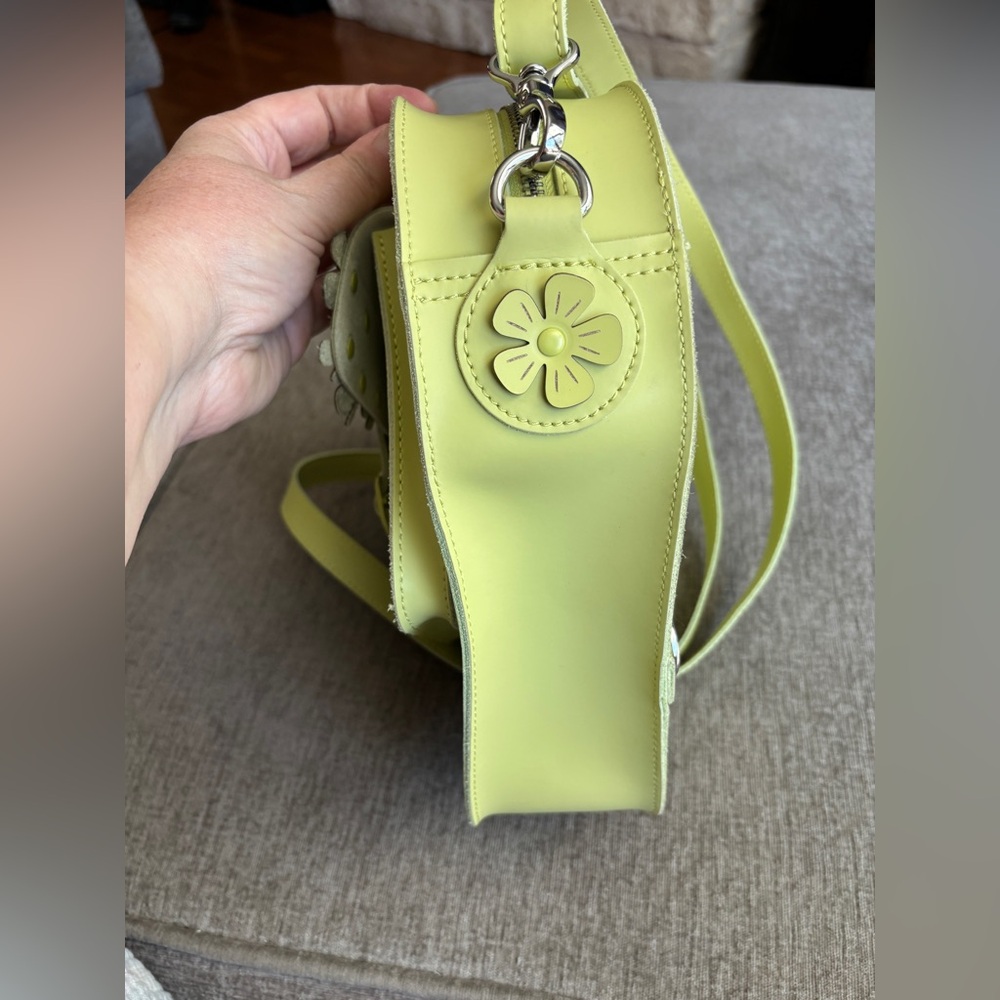 EUC Doc Marten’s Heart Bag - Picture 2 of 16